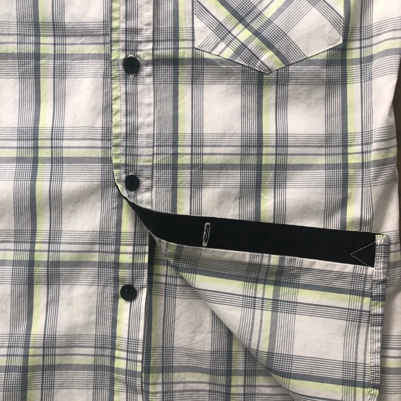 Hurley Boys button shirt - Picture 3 of 4